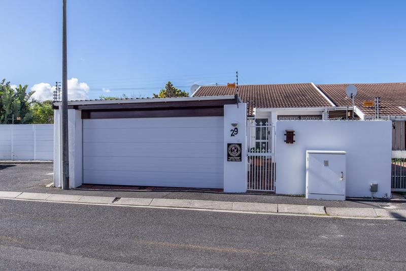 2 Bedroom Property for Sale in Diep River Western Cape